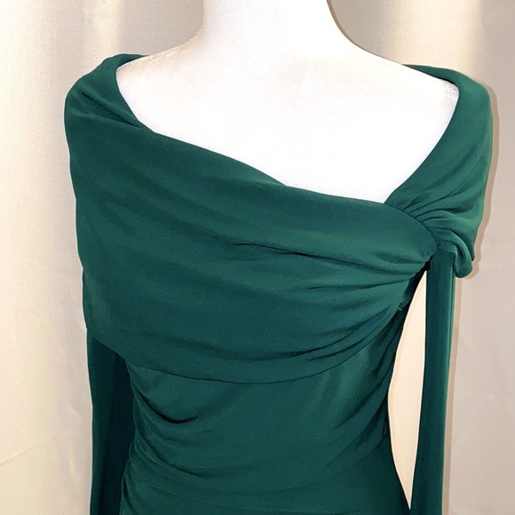 NWT BADGLEY MISCHKA Green Turn Over Formal Ruched Sheath Dress Size 6 - Picture 4 of 11